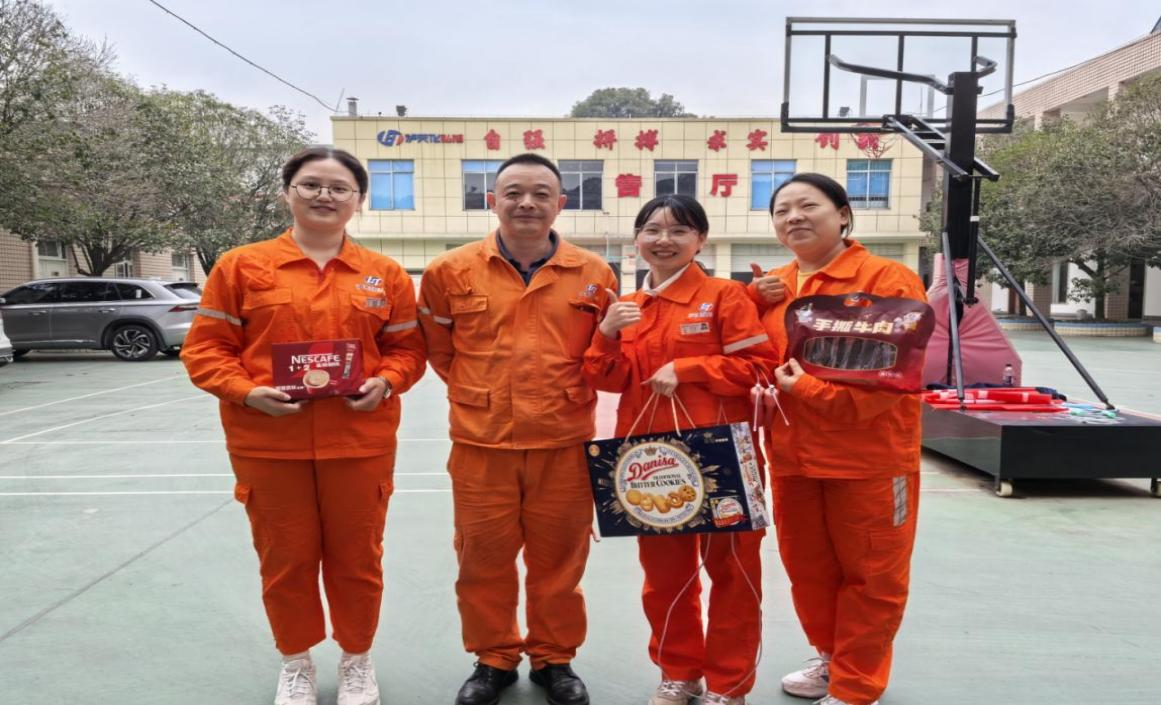 光芒四射，繩彩飛揚(yáng) ——弘旭公司工會開展秋季跳繩活動(圖2)