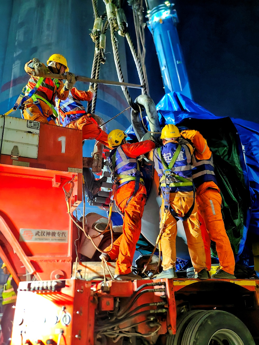 星光奮進路 方圓紅旗耀 ——弘旭公司十二月攻堅紀實(圖4)